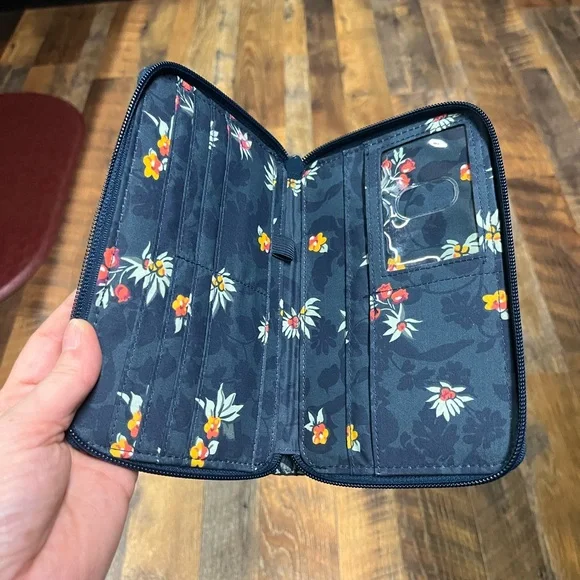 Vera Bradley Navy Floral Quilted Wallet - Picture 3 of 3
